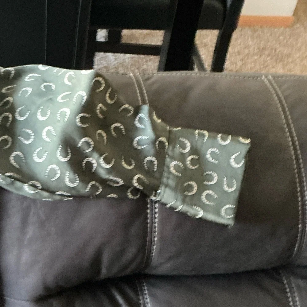 Cato Olive Green Horseshoe Print Blouse - Picture 4 of 7